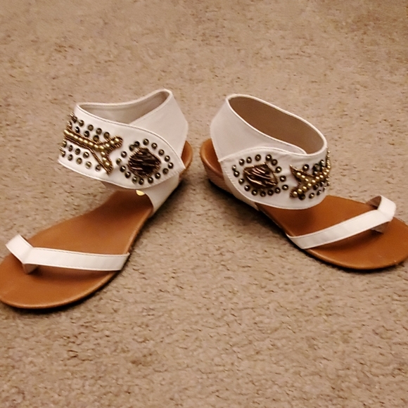Sandals - Picture 2 of 5